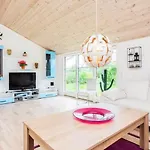 Coastal Hideout Vacation Tatil Evi