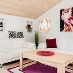 Coastal Hideout Vacation Bøtø By